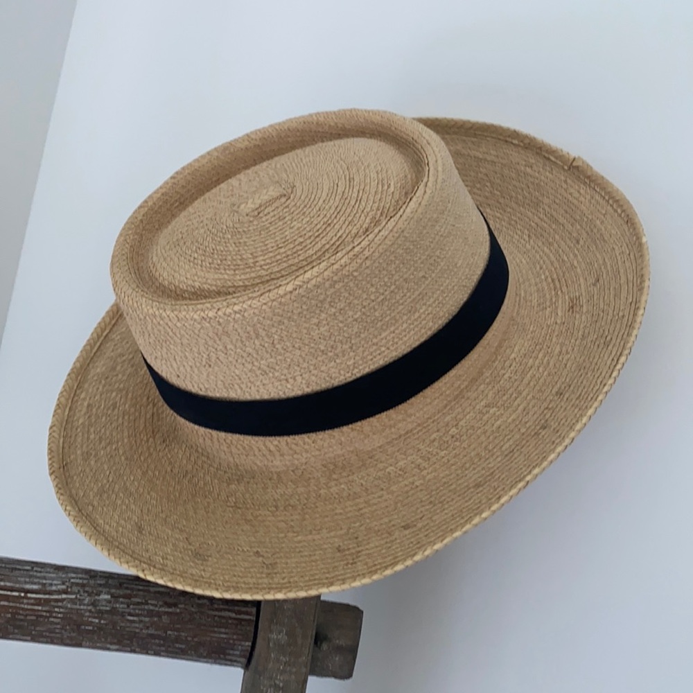 Vintage Palm Hat Factory straw hat w. black detail